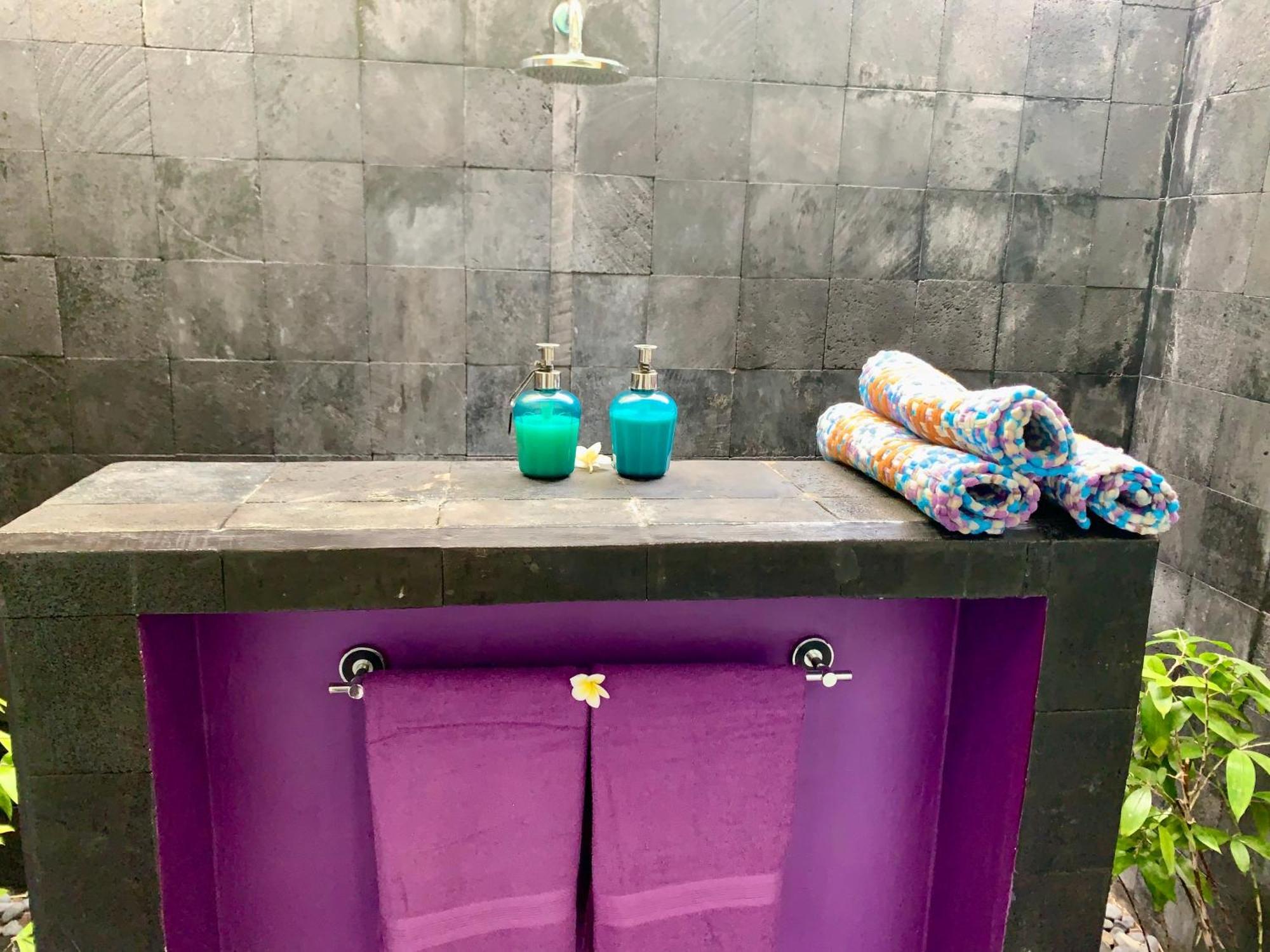 Diversia Diving Club & Bungalows Gili Trawangan Exterior foto